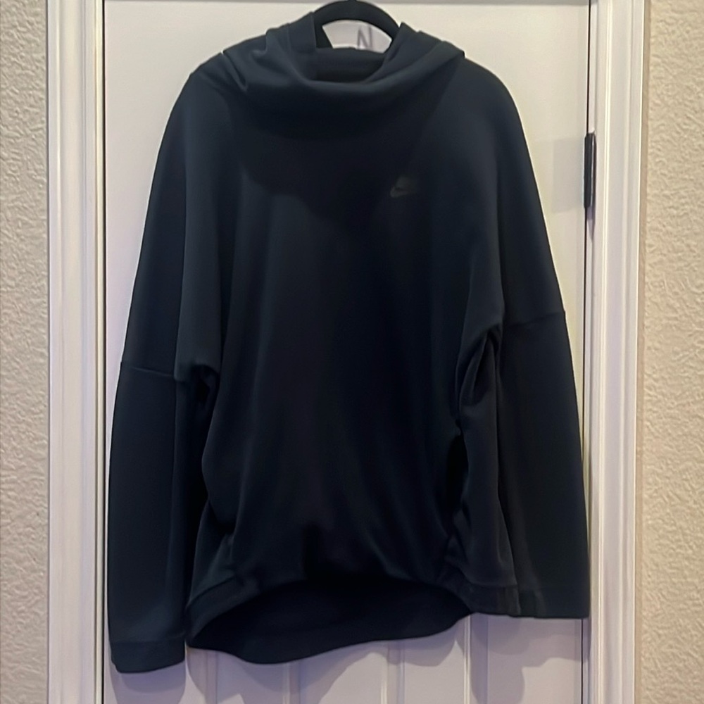 Nike Hooded Pullover